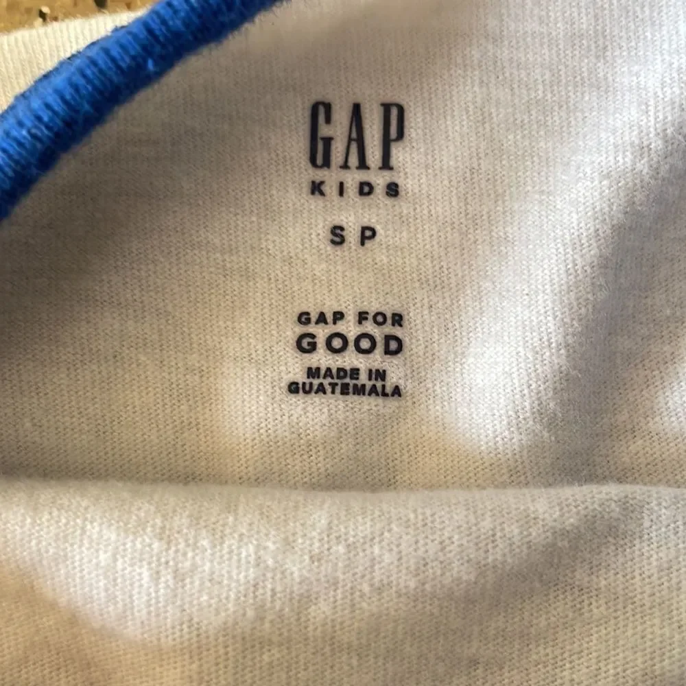 GAP kids skull with headphones baseball style long sleeve T-shirt